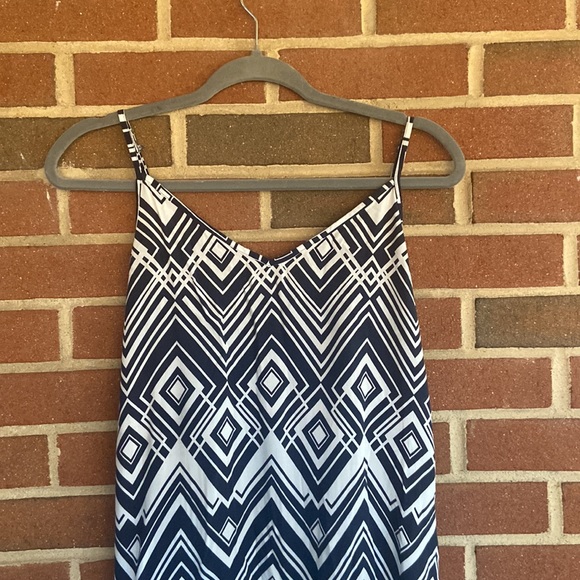 Gap Patterned Maxi Dress - Picture 8 of 13